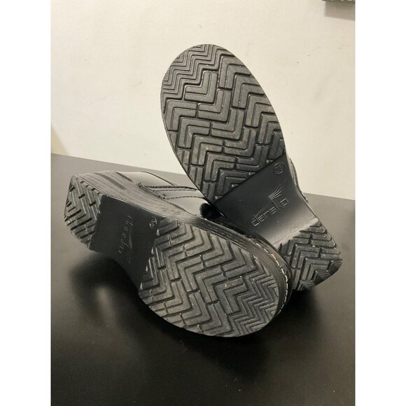 DANSKO Patent Leather Clogs sz. 38 - Picture 8 of 9